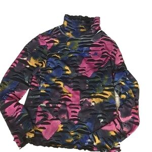 Sno skins crinkle turtleneck long sleeve top size small